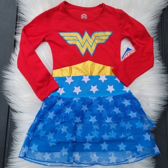 NWT Wonder Woman Dress Sleepwear 4T - Picture 1 of 5